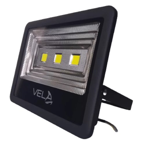 Светодиодный прожектор LED 150Вт 13500Лм, IP66 Светодиодный прожектор LED 150Вт 13500Лм, IP66