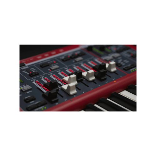 Синтезатор Stage 4 Compact Фото №4