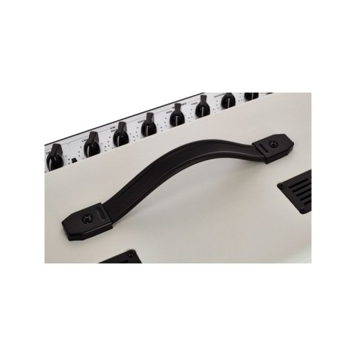 Комбоусилитель 5150 ICONIC SERIES COMBO 1x10 IVORY Фото №4 Комбоусилитель 5150 ICONIC SERIES COMBO 1x10 IVORY Фото №4