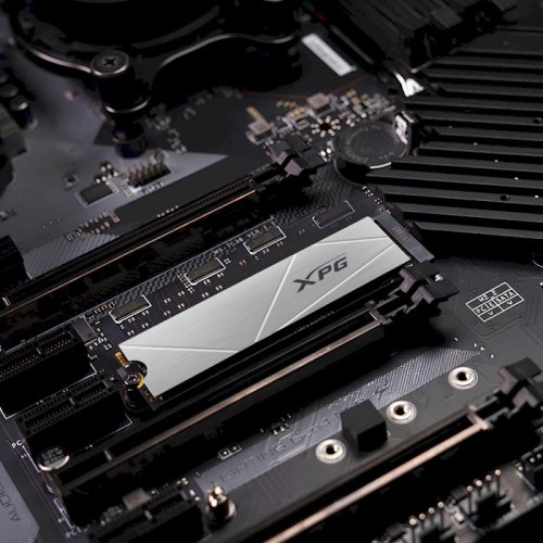 SSD накопитель M.2 2TB PCIe 4.0 XPG GAMMIXS60 Фото №7