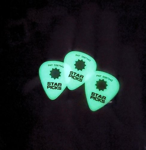 Медіатори EVERLY GLOW IN THE DARK STAR PICK MEDIUM .71mm (12-PACK) Фото №3